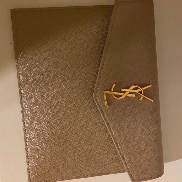 YSL Pouch - Picture 2 of 3